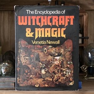 THE ENCYCLOPEDIA OD WITCHCRAFT & MAGIC